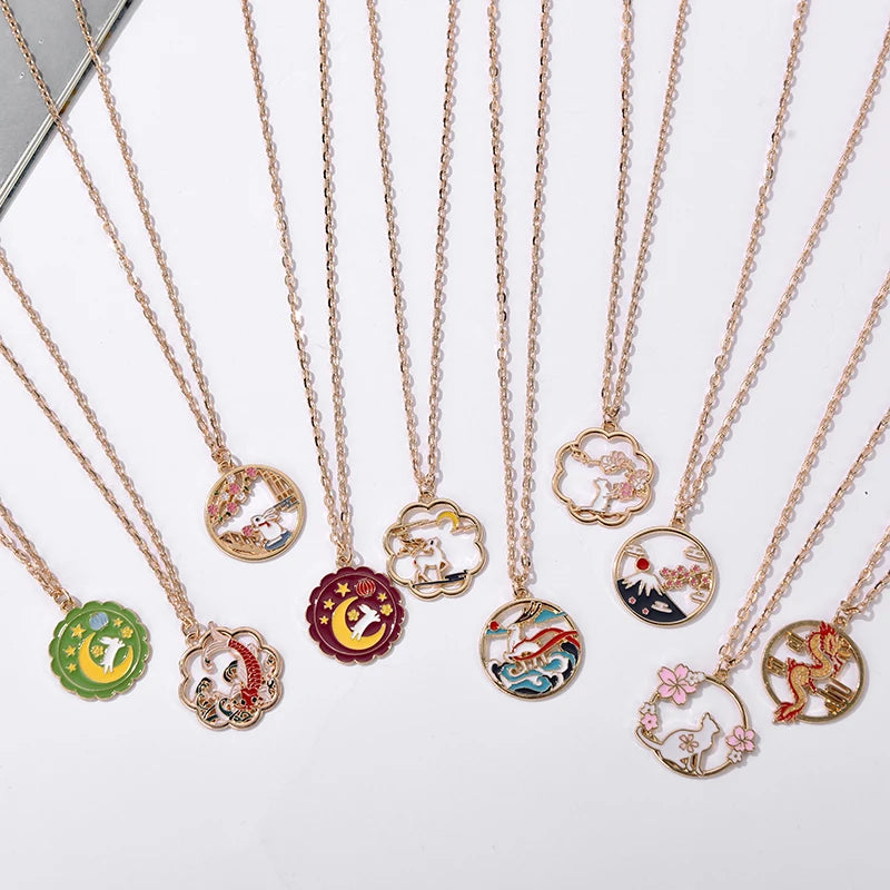 Colar Longo Pingente Animais Coloridos Dourado