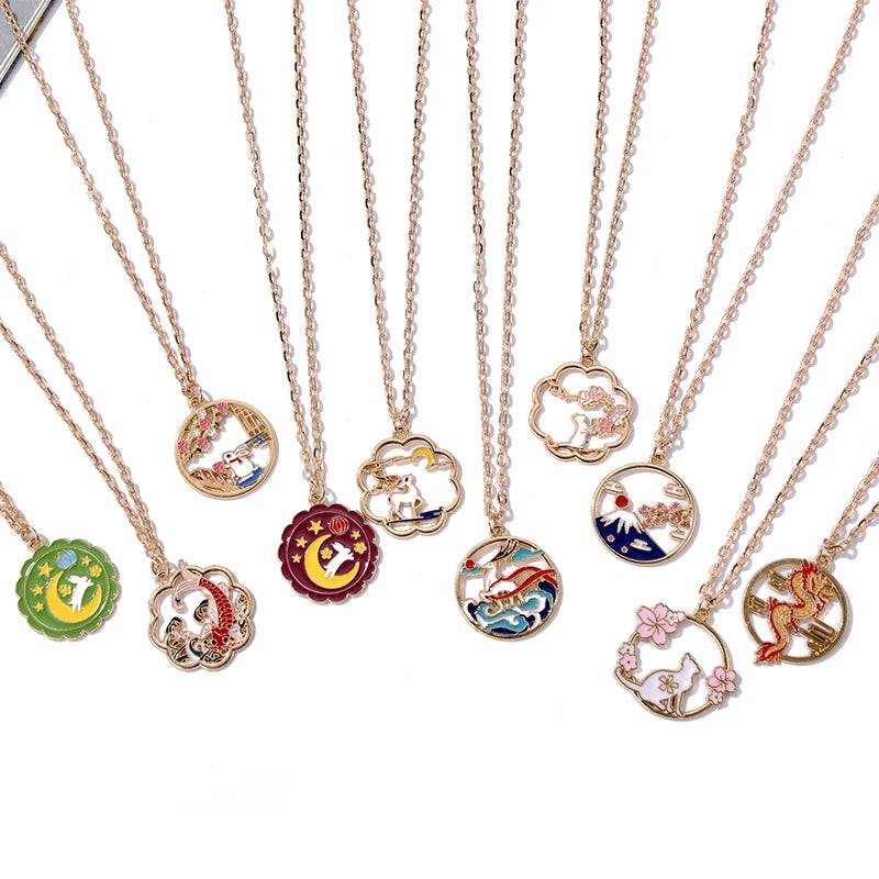Colar Longo Pingente Animais Coloridos Dourado