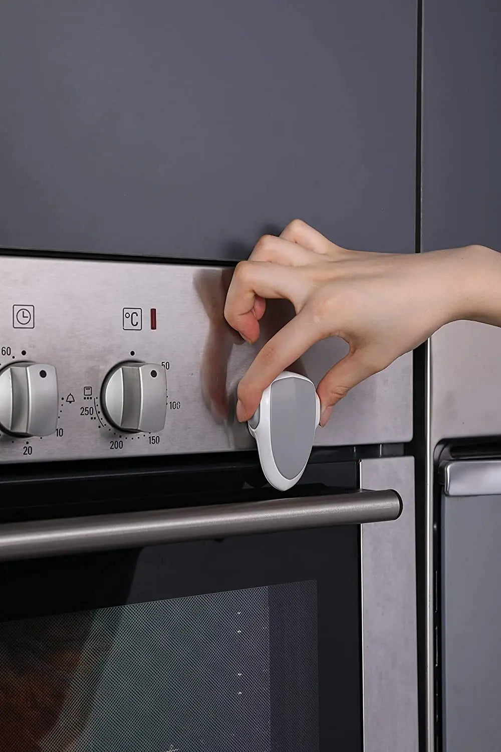 Trava de Segurança Infantil para Forno e Armários de Cozinha